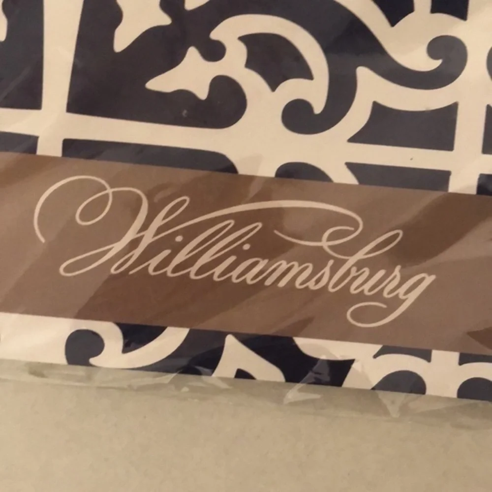 Elegant Williamsburg blue and white deluxe paper placemats 23 total